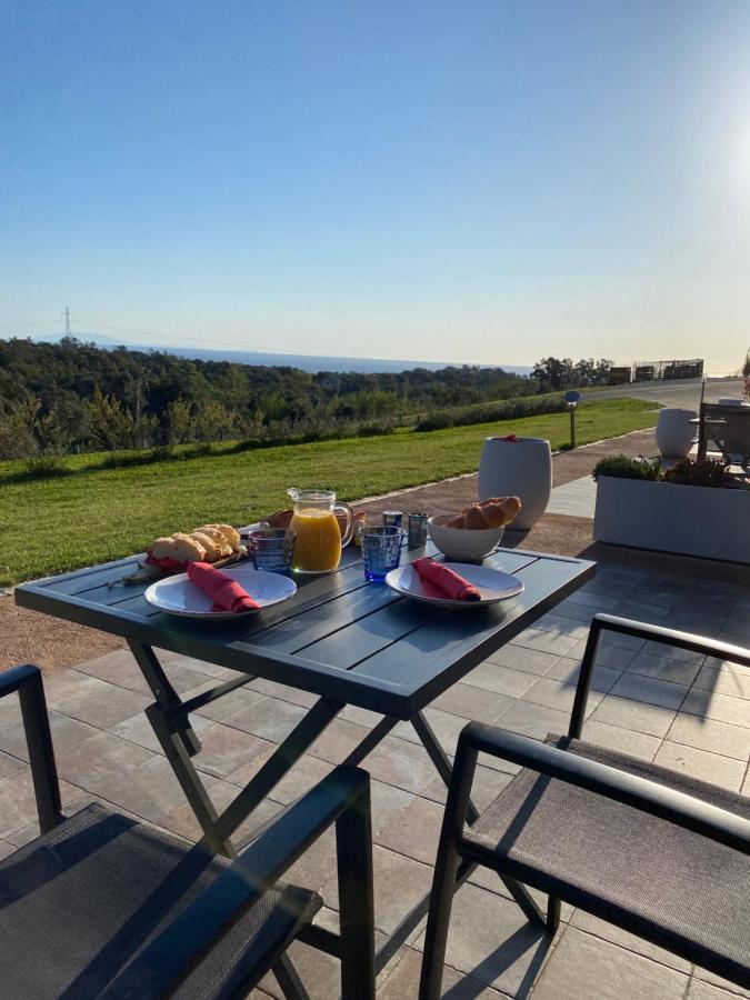 Casa Petre E Fiori Hotell Cervione Exteriör bild